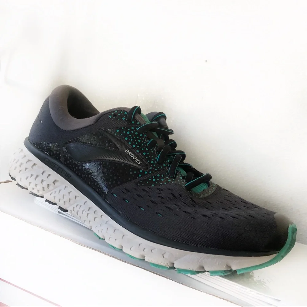 BROOKS. Glycerin‎ 16 Gray/Green Women’s Shoes Sz 9